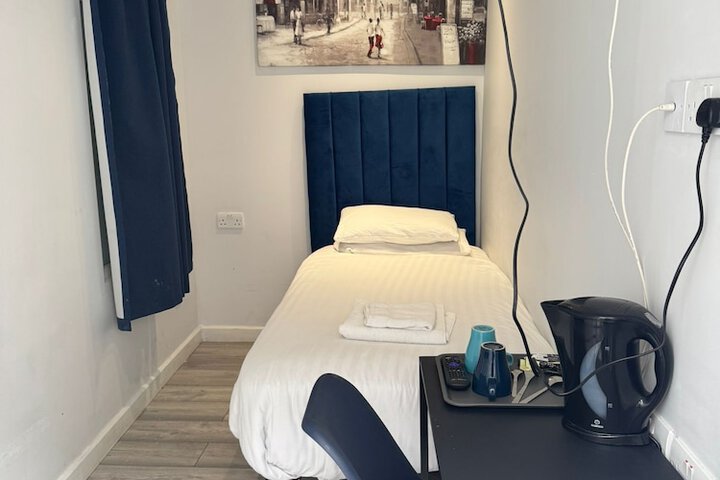 Room 39 of 117