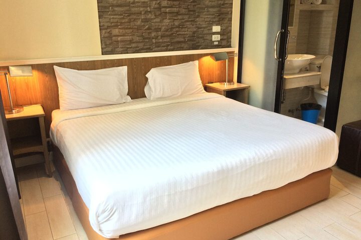 Room 8 of 44