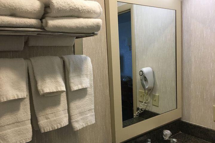 Room 13 of 62