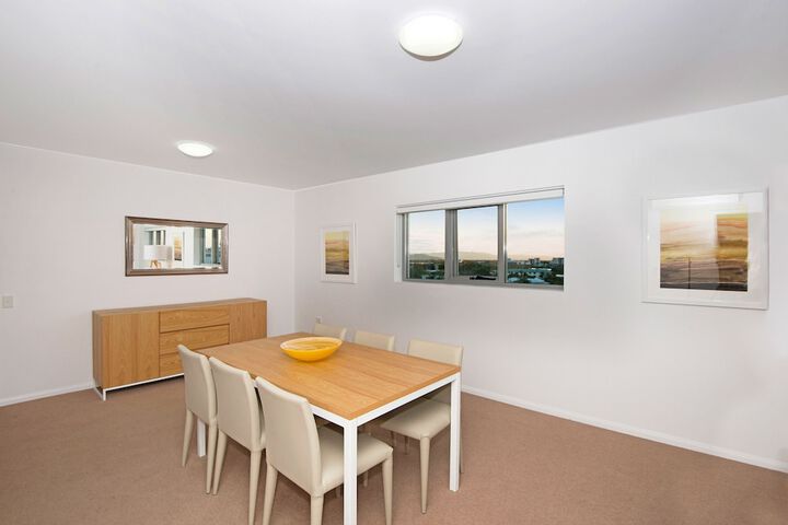 Room 16 of 35