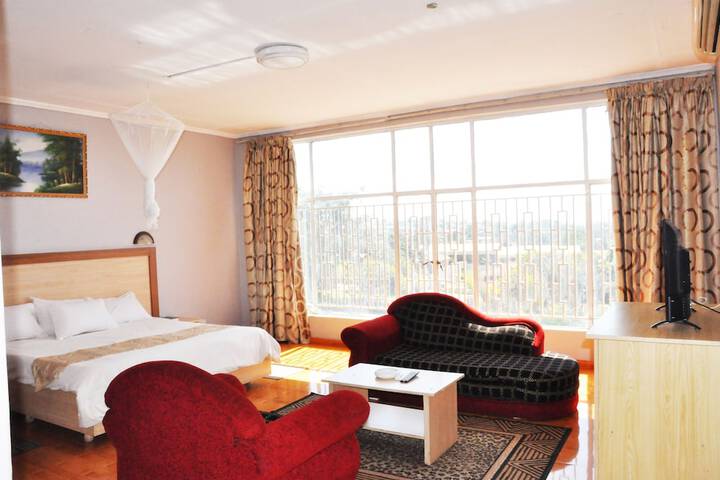 Room 12 of 26