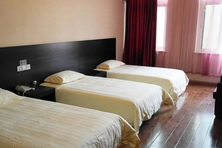 Room 3 of 14