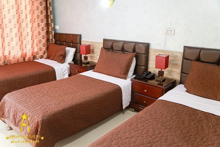 Room 35 of 74