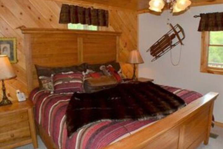 Room 33 of 42