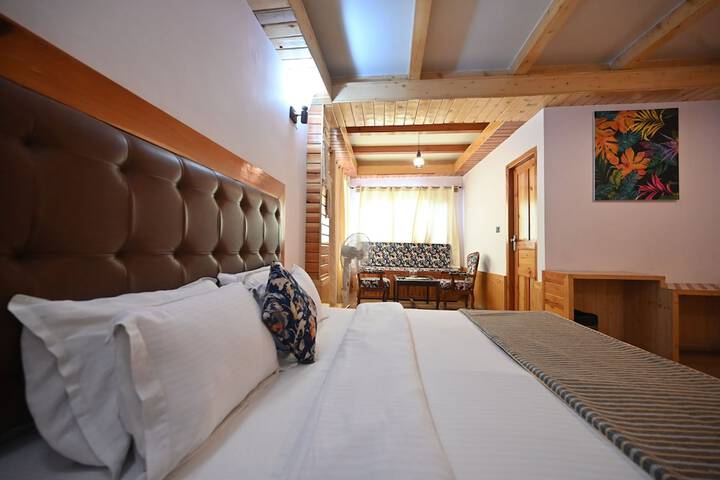 Room 9 of 39