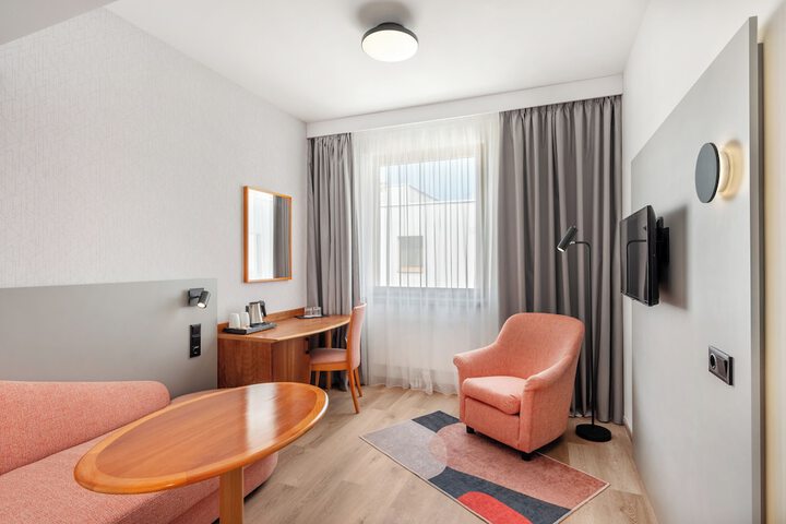 Room 12 of 56