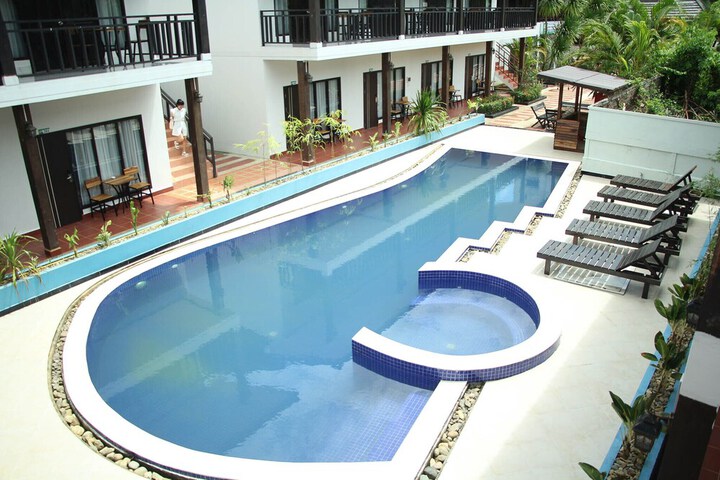 Pool 27 of 38