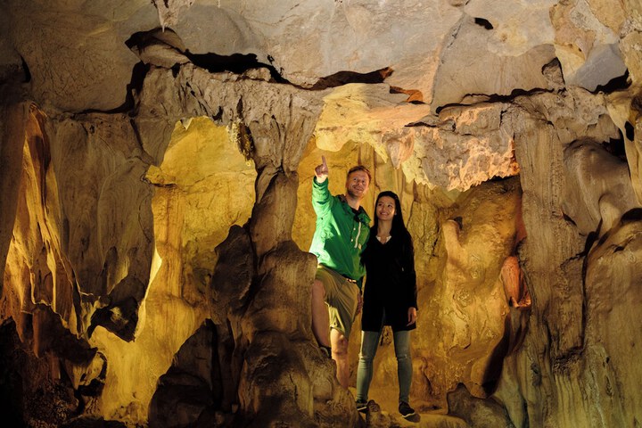 Spelunking/cave exploring