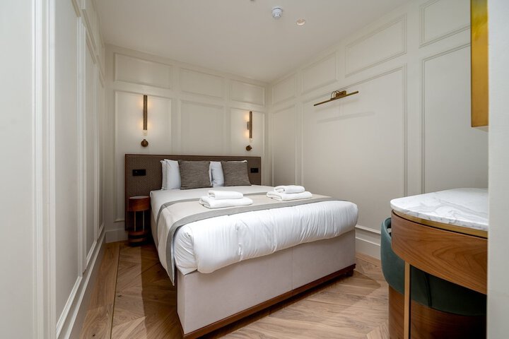 Room 174 of 280