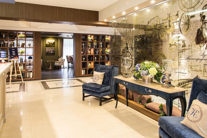 Lobby sitting area