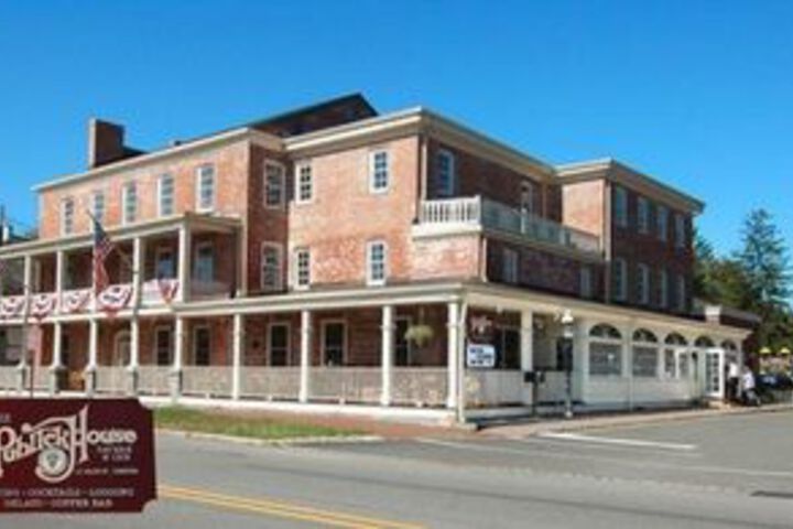 Publick House Restaurant and Country Inn