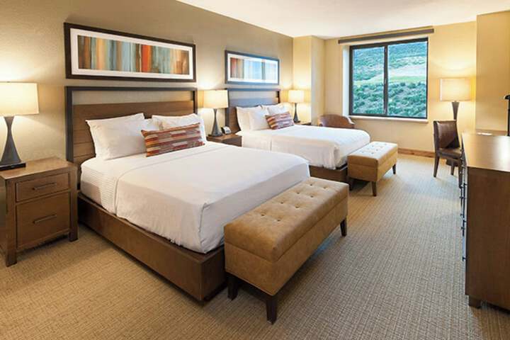 Room 34 of 181