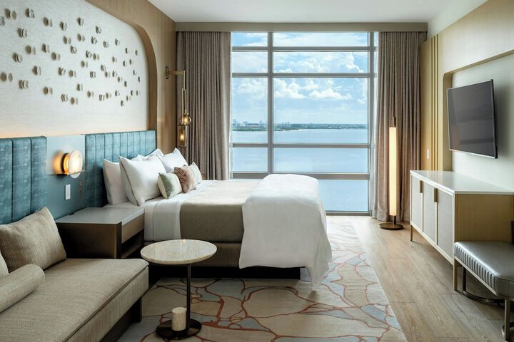 Room 21 of 65