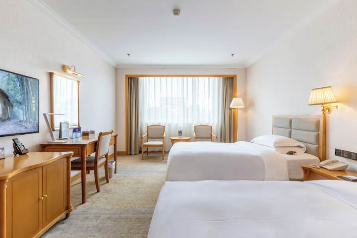 Room 8 of 26