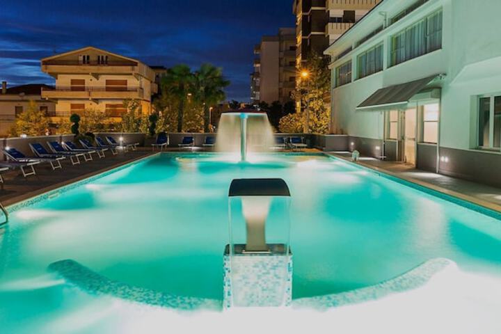 Hotel Excelsior