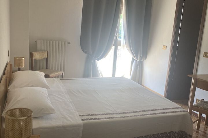 Room 5 of 24