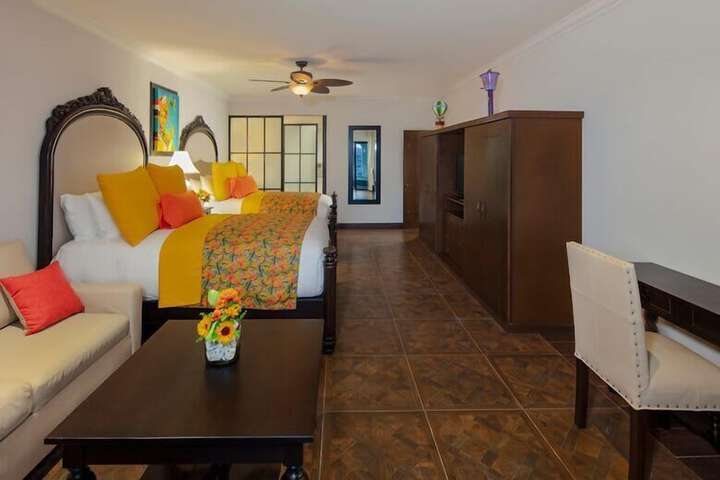 Room 2 of 20