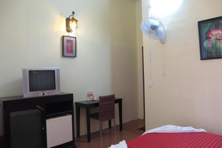 Room 18 of 49