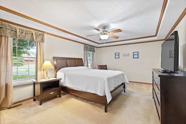 1 Queen Bed Motel (46 of 59)