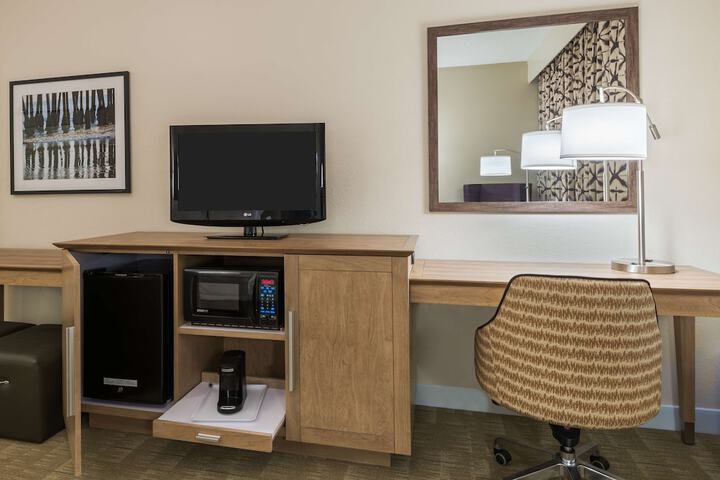 Room 15 of 37