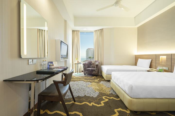 Room 9 of 41