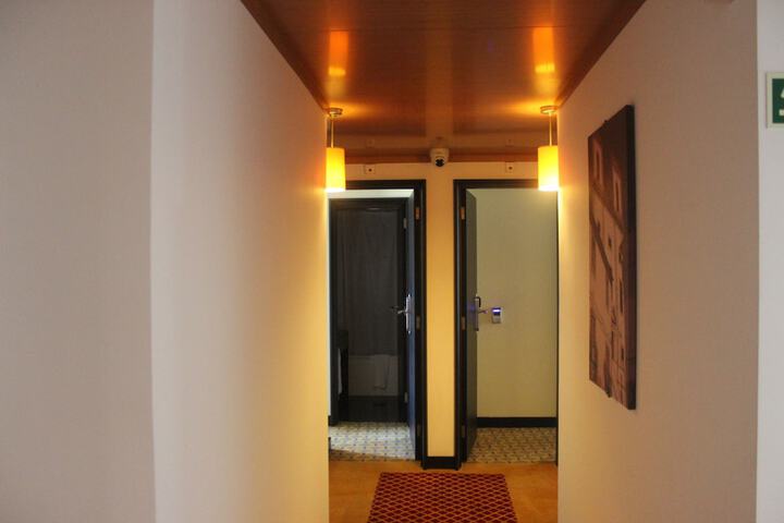 Hotel Interior 75 of 129