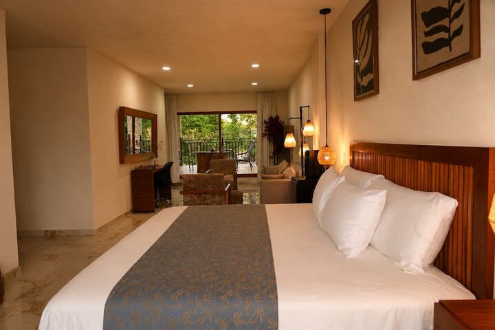 Room 12 of 29