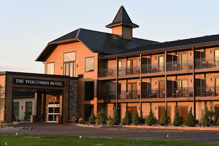Hotel 37 of 38