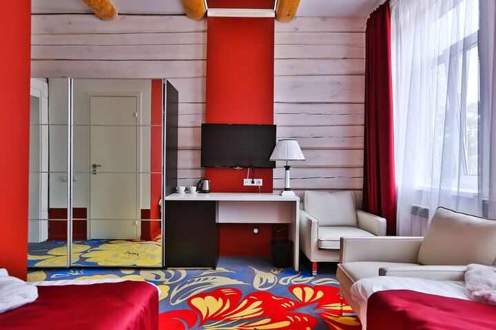 Room 23 of 49