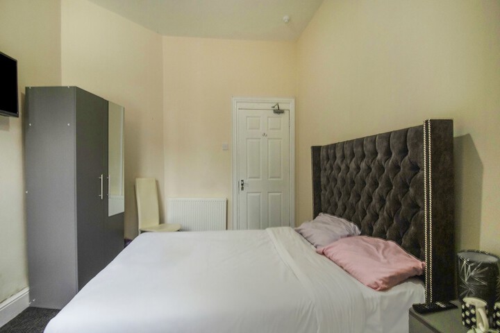Room 26 of 41