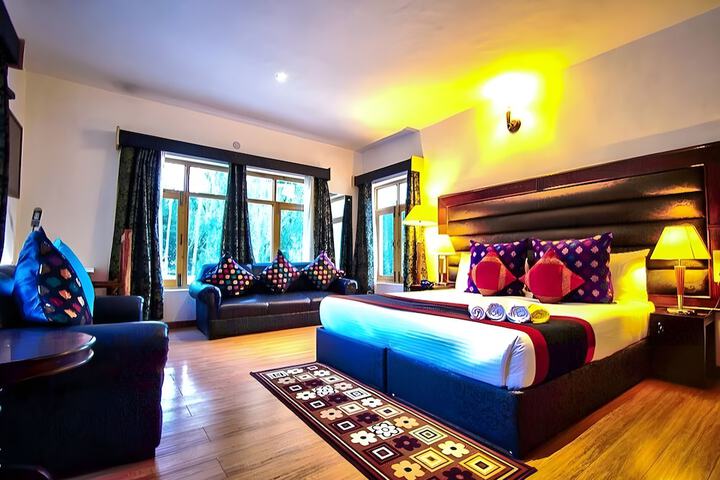Room 7 of 26