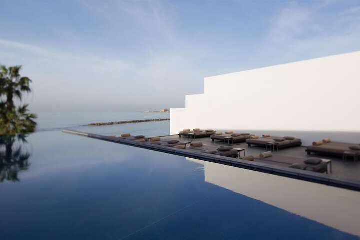 Pool 128 of 182