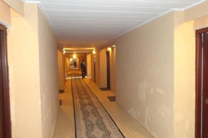 Ballroom/Hall 6 of 31