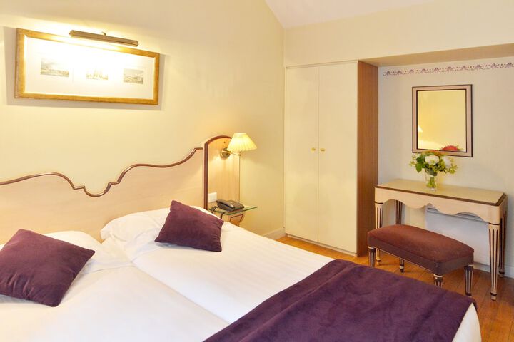 Room 4 of 38