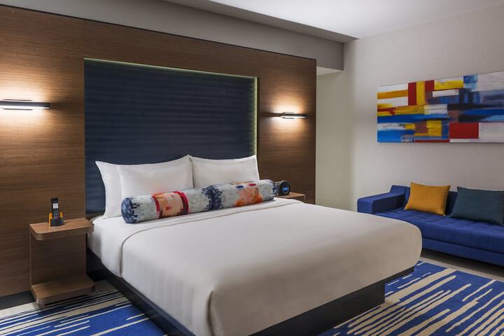 Room 5 of 47