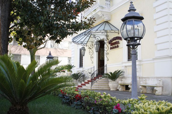 Hotel Exterior 69 of 73