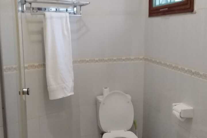 Room 16 of 25