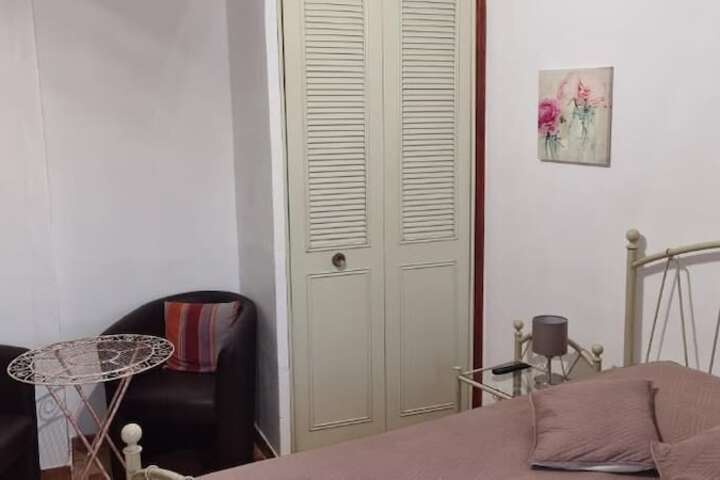 Room 5 of 111