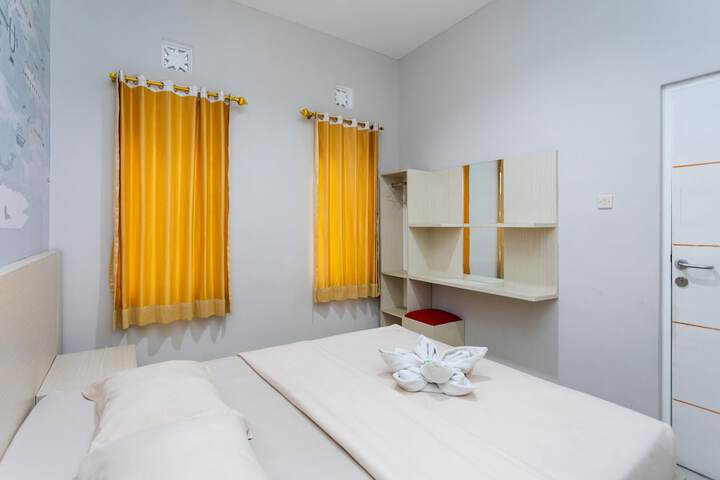 Room 8 of 73