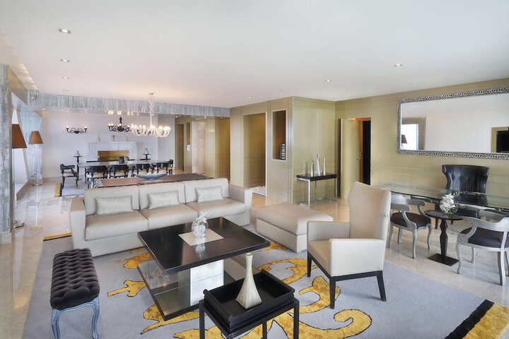 Room 21 of 70