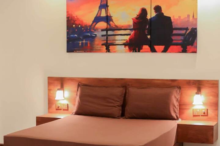 Room 13 of 24