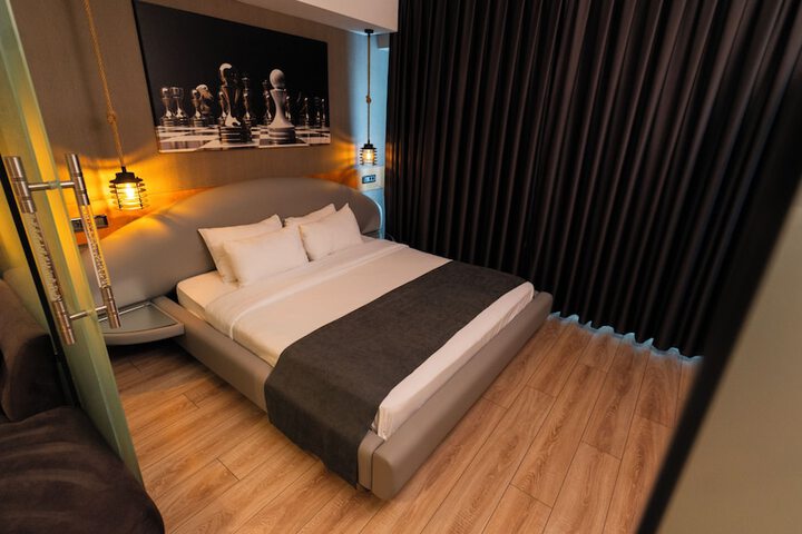 Room 44 of 149