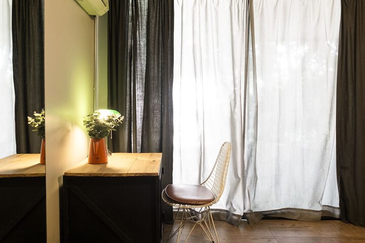 Room 47 of 100
