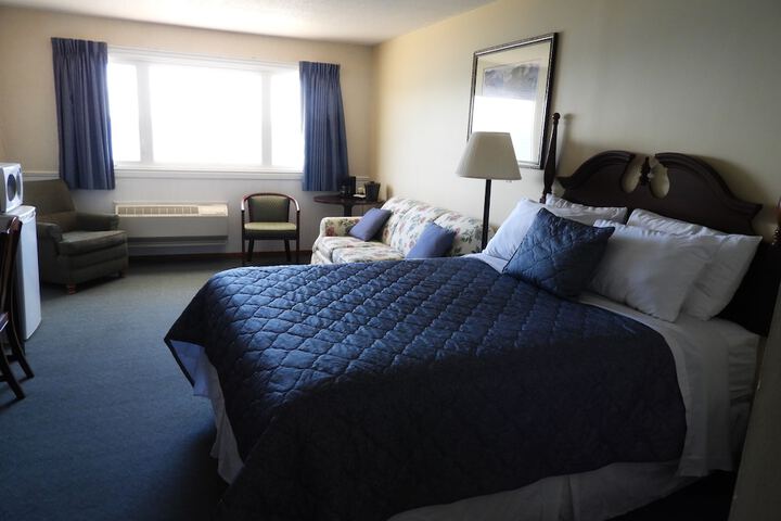 Room 21 of 115