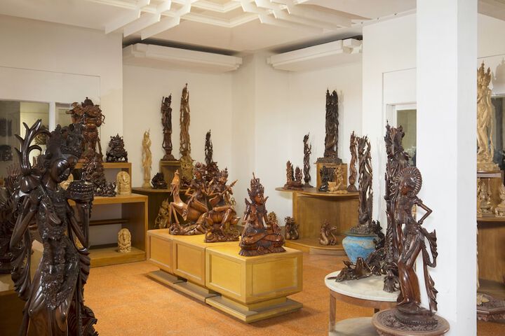 Gift Shop 120 of 160