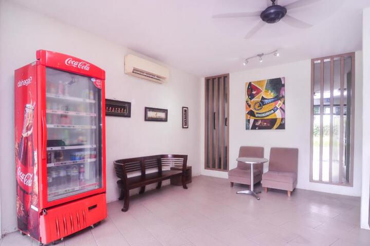 OYO 44034 Furama Lodging House in Kuching