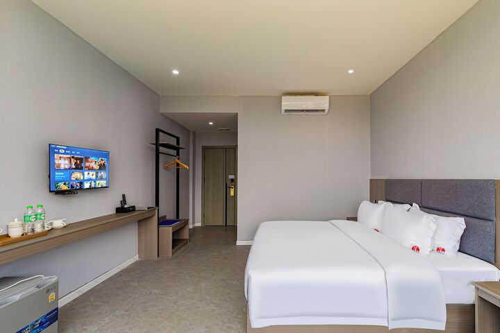 Room 27 of 63
