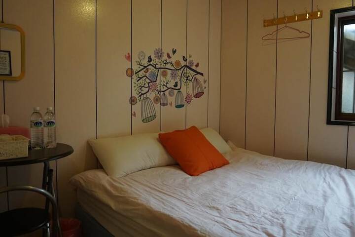 Room 18 of 41