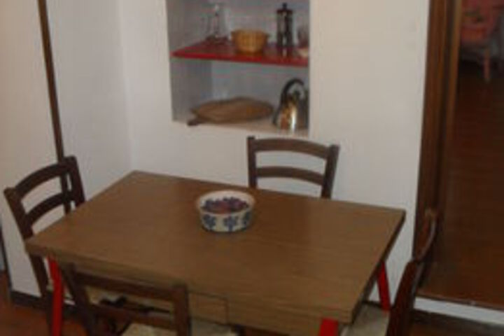Dining 14 of 45