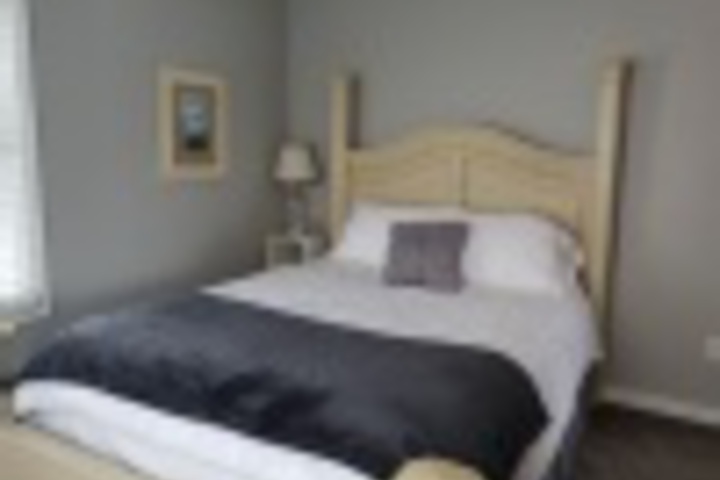 Room 28 of 132